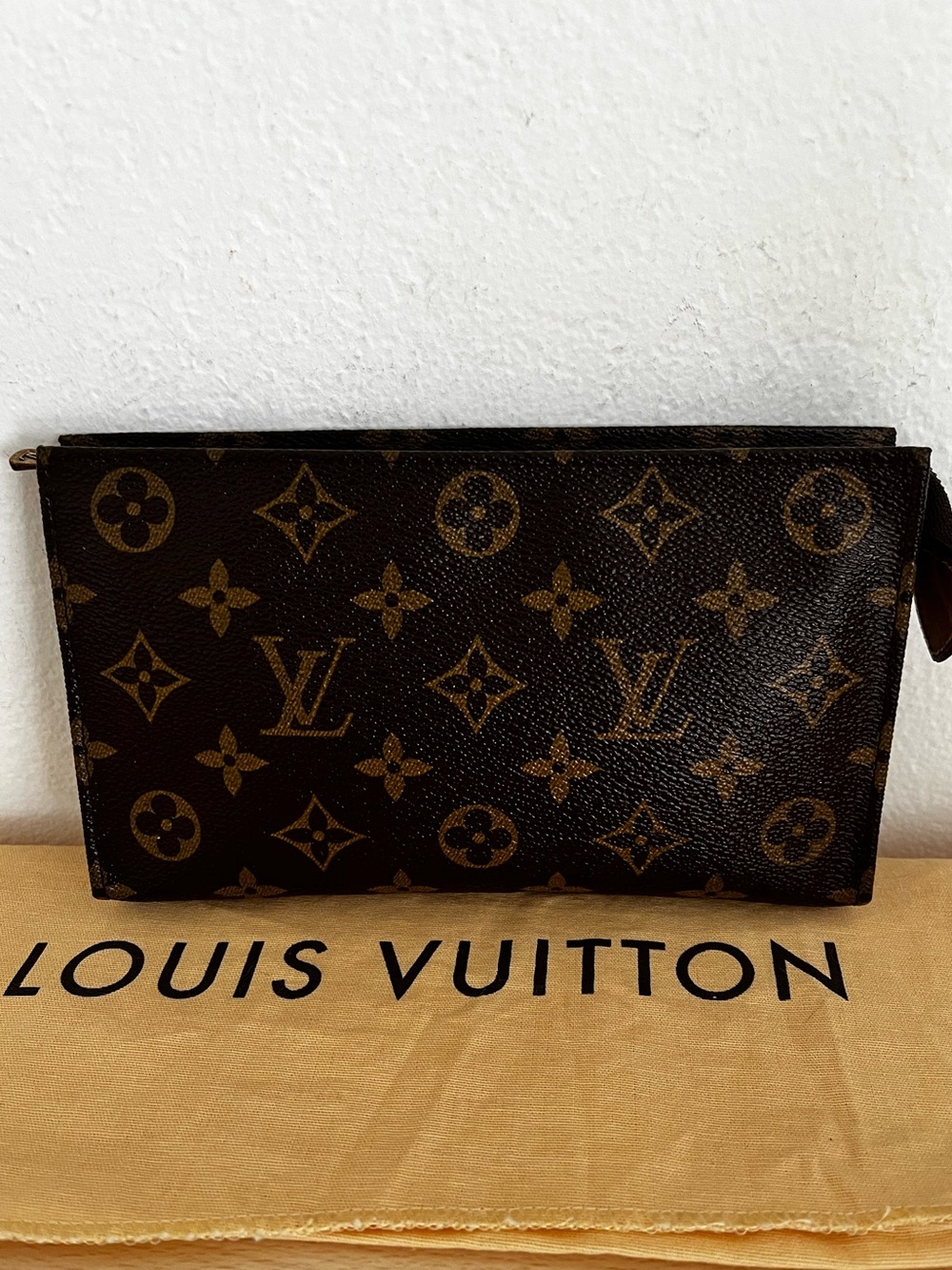 Rare Louis Vuitton Monogram Pochette Travel Organizer Clutch Leather Lined 1986